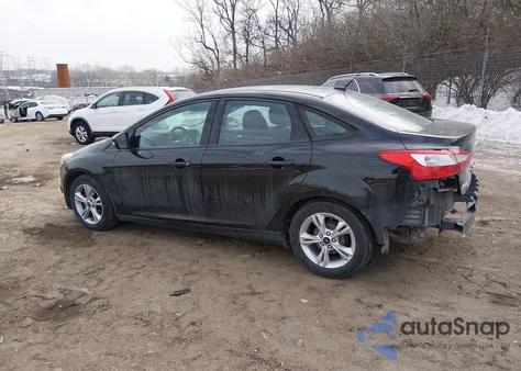 2014 Ford Focus Se z USA, uszkodzony, nr VIN 1FADP3F25EL189571